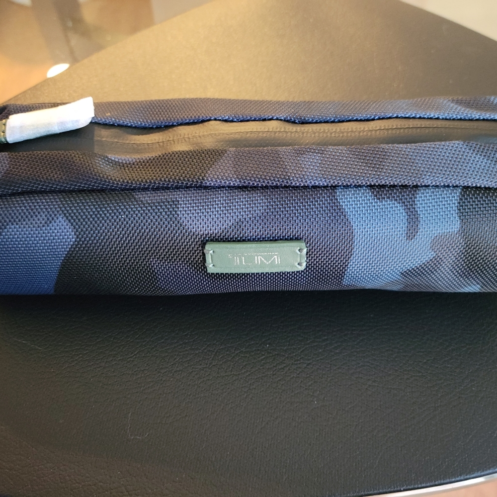 New Tumi Accents Kit, dark green